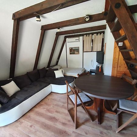Mandel Camping Paloznak Luaran gambar